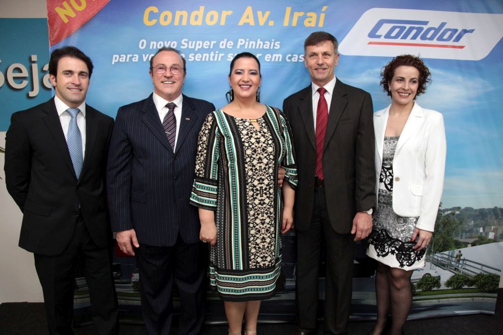 Vice-presidente Condor Ricardo Zonta, presidente Condor Joanir Zonta com sua esposa Lindacir Zonta, prefeito de Pinhais Luizão Goulart e diretora Condor Andreia Zonta