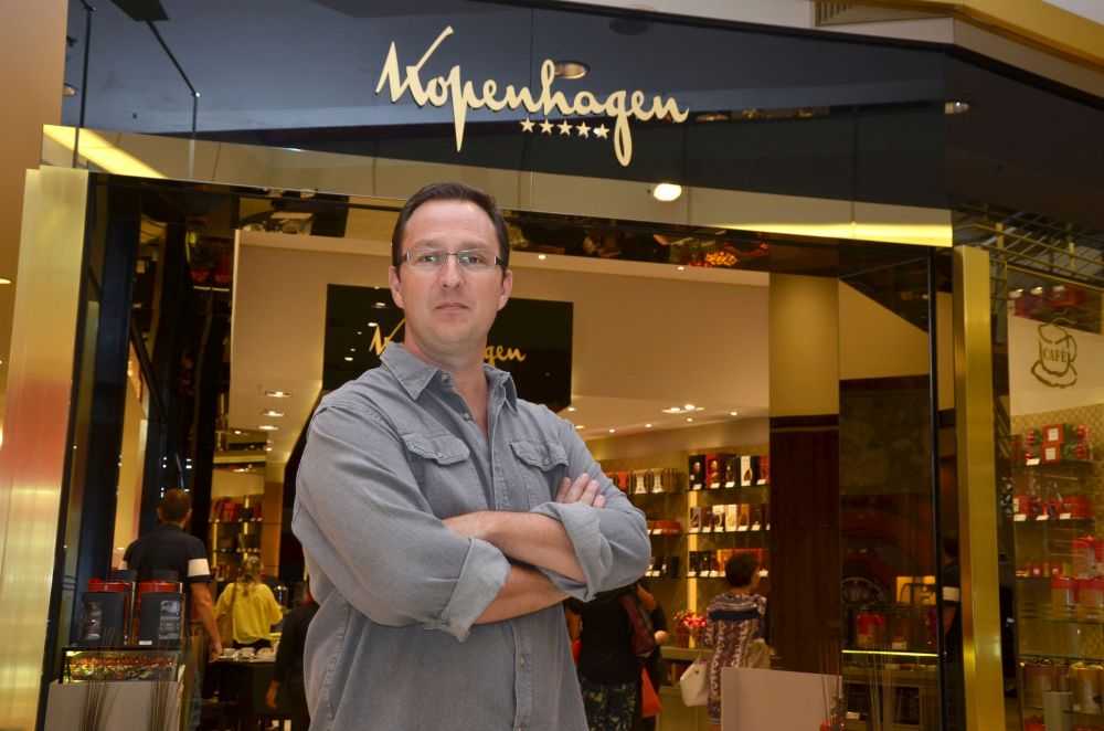 Empres&aacute;rio Rodrigo Caterina, respons&aacute;vel por todas as lojas da marca em Curitiba