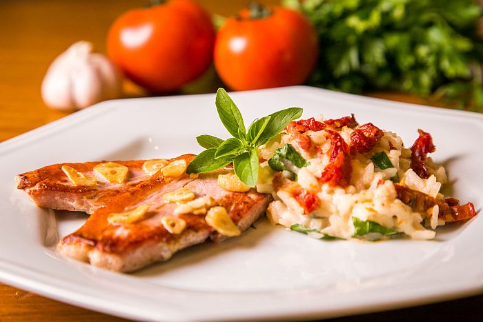 Festivais gastron&ocirc;micos s&atilde;o algumas das atra&ccedil;&otilde;es para os h&oacute;spedes (Divulga&ccedil;&atilde;o/Thermas Piratuba)