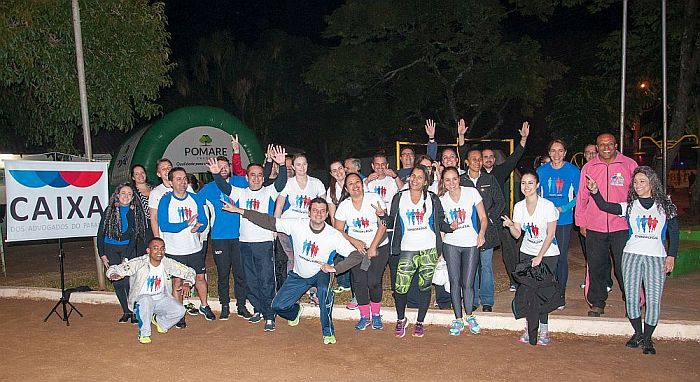 Turma animada participou do primeiro treino da Corrida Legal em Foz do Iguaçu - Foto: Laércio de Mello Turma animada participou do primeiro treino da Corrida Legal em Foz do Iguaçu - Foto: Laércio de Mello