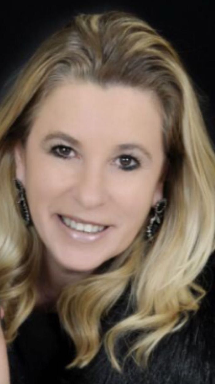 Consultora de imagem da loja Lu Brambila  (Divulga&ccedil;&atilde;o)