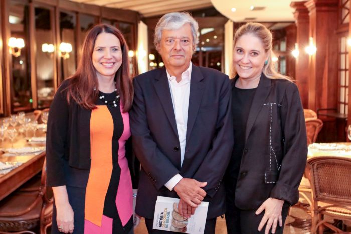 Marcela Peixoto, Jorge Caldeira, Liana Leão Diretora Cultural - Foto: Lucas Lopes Marcela Peixoto, Jorge Caldeira, Liana Leão Diretora Cultural - Foto: Lucas Lopes