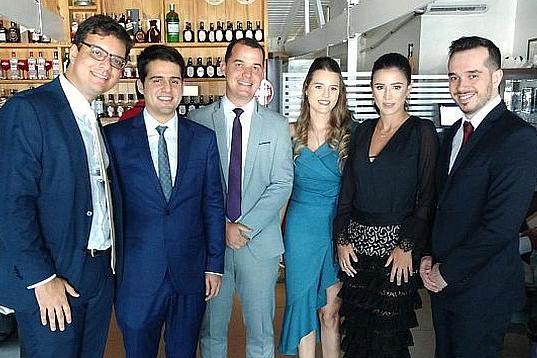 Procurador paranaense com os novos procuradores do Estado de Sergipe - Foto: Divulgação Procurador paranaense com os novos procuradores do Estado de Sergipe - Foto: Divulgação
