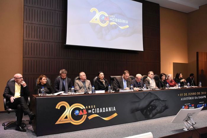 Daniela Ballão Ernlund compôs a mesa da sessão solene em celebração aos 20 anos do projeto OAB Cidadania - Foto: Divulgação