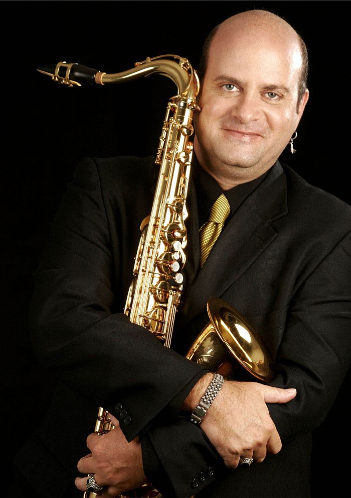 Derico Sciotti já é conhecido da casa e certeza de shows memoráveis - Foto: Divulgação