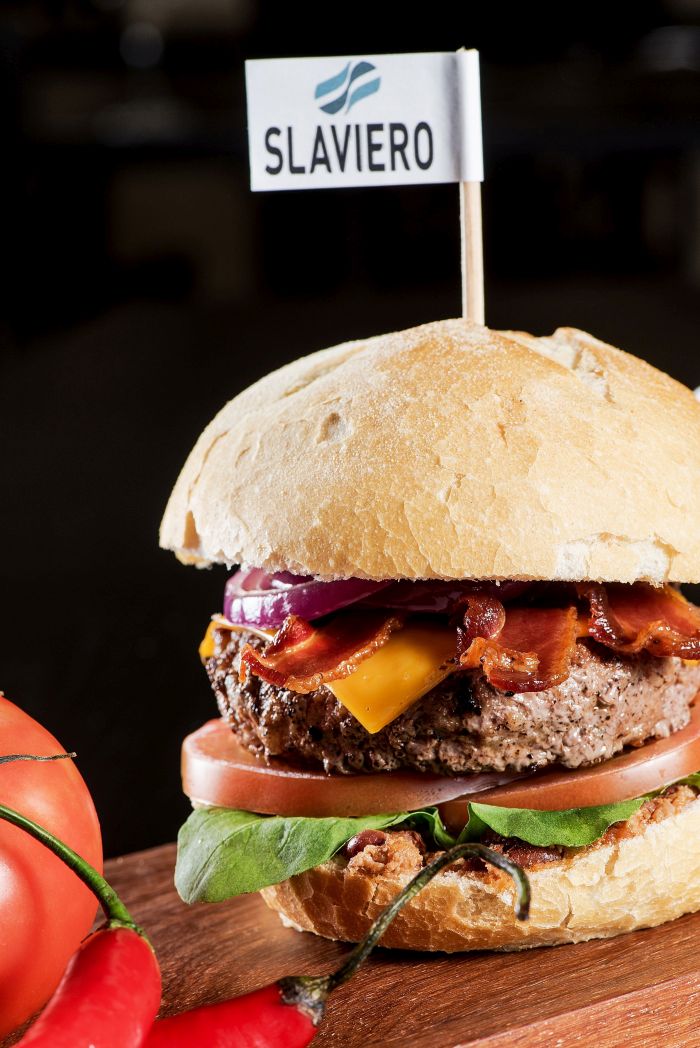 Bacon Cheese Burguer - Foto: Divulgação Bacon Cheese Burguer - Foto: Divulgação