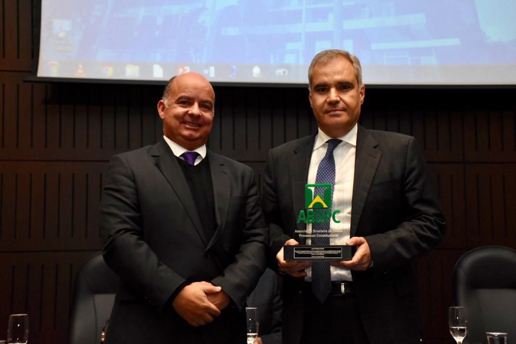 Clayton Maranhão e Luiz Guilherme Marinoni - Foto: Bebel Ritzmann Clayton Maranhão e Luiz Guilherme Marinoni - Foto: Bebel Ritzmann