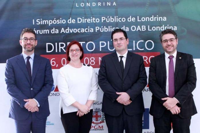 Na foto membro do IPDA, Rafael Munhoz de Mello, a professora Adriana da Costa Ricardo Schier, O procurador do Estado Luiz Henrique Sormani Barbugiani e o diretor executivo adjunto Francisco Zardo - Foto: Divulgação Na foto membro do IPDA, Rafael Munhoz de Mello, a professora Adriana da Costa Ricardo Schier, O procurador do Estado Luiz Henrique Sormani Barbugiani e o diretor executivo adjunto Francisco Zardo - Foto: Divulgação