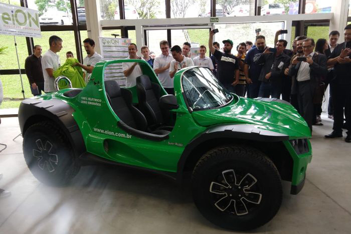 Veículo elétrico fabricado no Paraná pode percorrer 100 km com menos de R$ 9,00 - Foto: Divulgação Veículo elétrico fabricado no Paraná pode percorrer 100 km com menos de R$ 9,00 - Foto: Divulgação