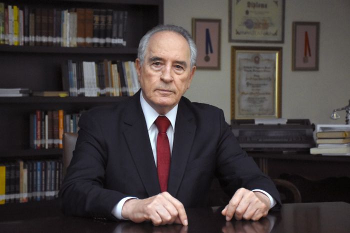 Professor Alfredo de Assis Gonçalves Neto - Foto: Bebel Ritzmann Professor Alfredo de Assis Gonçalves Neto - Foto: Bebel Ritzmann