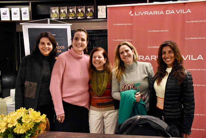 Luiza Helena Rocha e autoras - Foto: Bebel Ritzmann Luiza Helena Rocha e autoras - Foto: Bebel Ritzmann