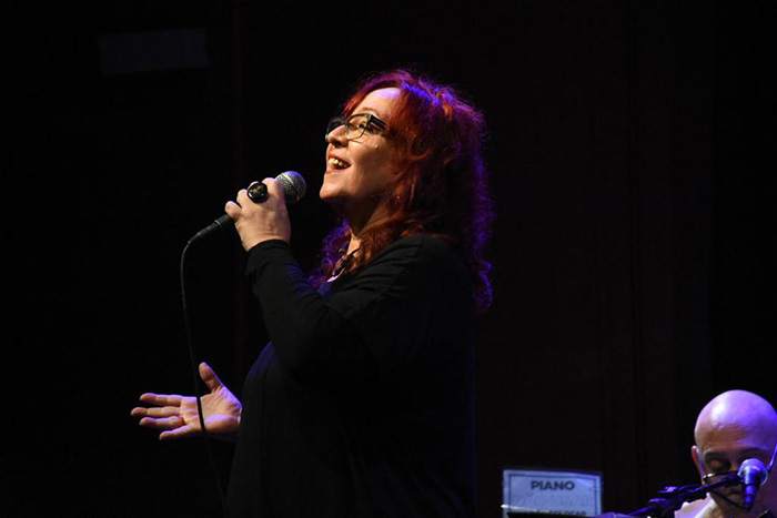 Ninah Jo surpreendeu a plateia com a interpretação de Ninah Jo surpreendeu a plateia com a interpretação de