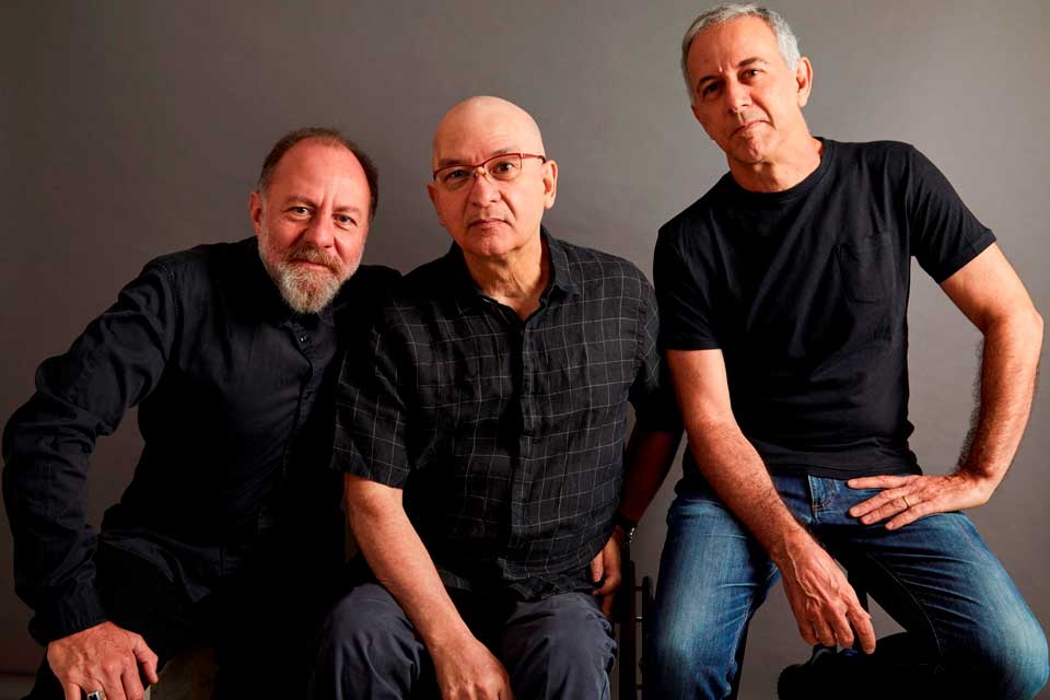 PARALAMAS3